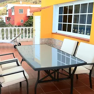 https://casa-vista-guapa.in-canary-islands.com